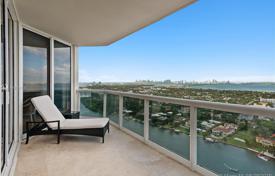 2 odalılar daire 102 m² Miami sahili'nde, Amerika Birleşik Devletleri. 811,000 €