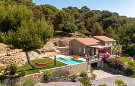 13 odalılar villa 249 m² Liguria'da, İtalya. 1,900,000 €