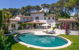 4 odalılar villa 323 m² Mougins'de, Fransa. 2,950,000 €