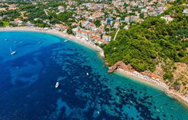 Arsa Sveti Stefan'da, Karadağ. 441,000 €