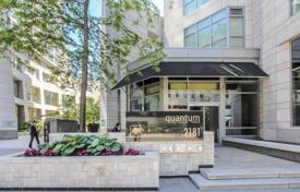 1 odalılar daire Yonge Street'da, Kanada. C$708,000