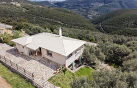 3 odalılar şehir içinde müstakil ev 100 m² Lefkas'da, Yunanistan. 400,000 €