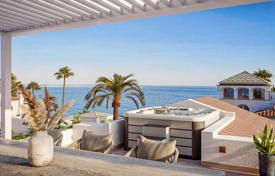 3 odalılar çatı dairesi 249 m² Estepona'da, İspanya. 2,495,000 €