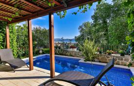 4 odalılar villa 580 m² Donja Lastva'da, Karadağ. 840,000 €