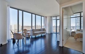 2 odalılar daire The Queensway'da, Kanada. C$710,000