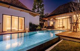 3 odalılar villa 696 m² Thalang'da, Tayland. $891,000