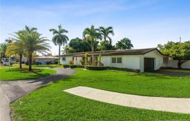 Villa – Miami, Florida, Amerika Birleşik Devletleri. $1,220,000