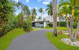 Şehir içinde müstakil ev – Fort Lauderdale, Florida, Amerika Birleşik Devletleri. $2,399,000