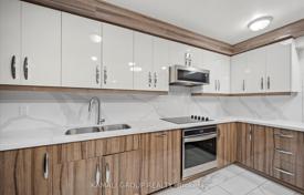 6 odalılar daire North York'da, Kanada. C$831,000