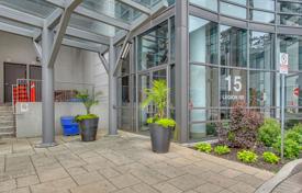 5 odalılar daire Etobicoke'de, Kanada. C$1,100,000