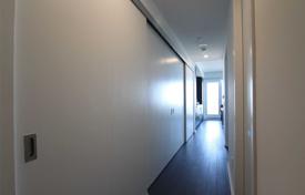 2 odalılar daire Yonge Street'da, Kanada. C$938,000