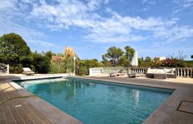 7 odalılar villa Vallauris'da, Fransa. 25,000 € haftalık
