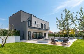 5 odalılar şehir içinde müstakil ev 204 m² Porec'te, Hırvatistan. 749,000 €