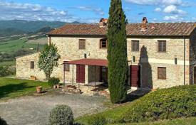 Arsa Montescudaio'da, İtalya. 2,900,000 €
