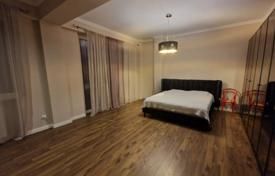 6 odalılar şehir içinde müstakil ev 520 m² Tbilisi (city)'da, Gürcistan. $950,000