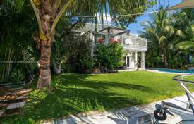 Şehir içinde müstakil ev – Fort Lauderdale, Florida, Amerika Birleşik Devletleri. $2,650,000