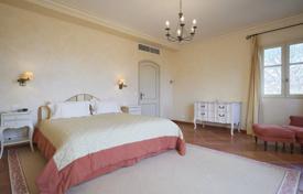 8 odalılar villa Tourrettes'da, Fransa. 12,000 € haftalık