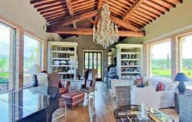 35 odalılar villa Massa Marittima'da, İtalya. 28,000,000 €