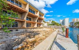 9 odalılar konak 811 m² North Miami Beach'da, Amerika Birleşik Devletleri. $3,799,000