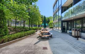 5 odalılar daire North York'da, Kanada. C$811,000