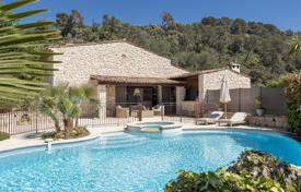 11 odalılar villa La Colle-sur-Loup'da, Fransa. 2,490,000 €