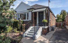 Şehir içinde müstakil ev – East York, Toronto, Ontario,  Kanada. C$1,154,000