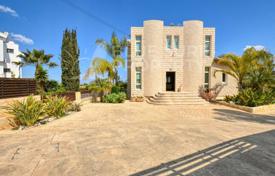 3 odalılar villa Paralimni'de, Kıbrıs. 450,000 €