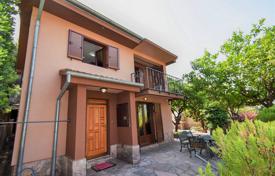 Şehir içinde müstakil ev – Dobrota, Kotor, Karadağ. 700,000 €