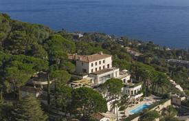 20 odalılar villa 725 m² Cannes'da, Fransa. 105,000,000 €