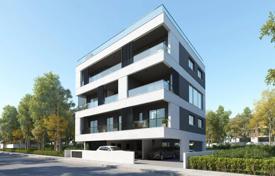 New residential complex with apartments Mesa Geitonia'da, Kıbrıs. Min.320,000 €