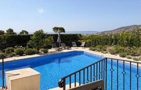8 odalılar villa Antibes'te, Fransa. 5,000 € haftalık
