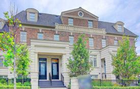 4 odalılar konak Bayview Avenue'de, Kanada. C$2,066,000