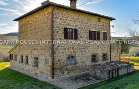 3 odalılar villa 254 m² Pienza'da, İtalya. 890,000 €