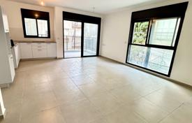 3 odalılar daire 75 m² Bat Yam'da, İsrail. $667,000