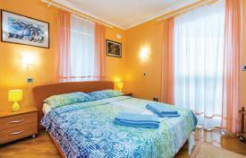 7 odalılar şehir içinde müstakil ev 489 m² Opatija'da, Hırvatistan. 1,040,000 €