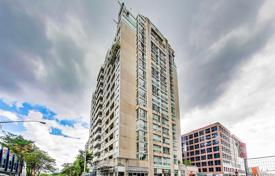 2 odalılar daire Eglinton Avenue East'da, Kanada. C$803,000