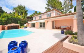 Villa – Mougins, Cote d'Azur (Fransız Rivierası), Fransa. 1,295,000 €