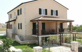 3 odalılar şehir içinde müstakil ev 170 m² Umag'da, Hırvatistan. 669,000 €