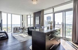 2 odalılar daire The Queensway'da, Kanada. C$838,000