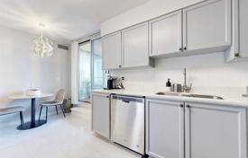 3 odalılar daire North York'da, Kanada. C$1,297,000