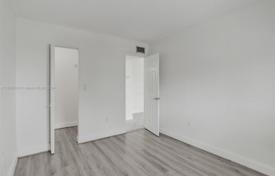 1 odalılar kondominyumda daireler 53 m² Miami'de, Amerika Birleşik Devletleri. $265,000