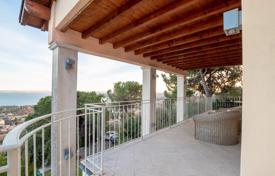 7 odalılar villa Padenghe sul Garda'da, İtalya. 3,750,000 €