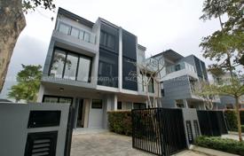 3 odalılar villa 360 m² Hue'de, Vietnam. $450,000