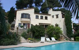 4 odalılar villa Antibes'te, Fransa. 10,100 € haftalık