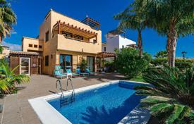 Villa – Amarilla Golf, Kanarya Adaları, İspanya. 745,000 €