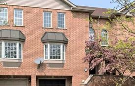 6 odalılar konak Scarborough'da, Kanada. C$1,275,000