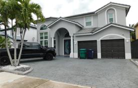 Şehir içinde müstakil ev – Cutler Bay, Miami, Florida,  Amerika Birleşik Devletleri. $900,000