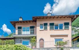 Villa – Como Gölü, Lombardiya, İtalya. 1,100,000 €