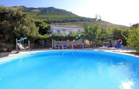 3 odalılar villa 170 m² Reževići'de, Karadağ. 630,000 €