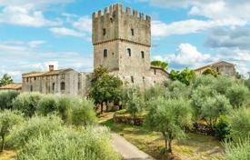 13 odalılar köşk 442 m² Monteriggioni'de, İtalya. 980,000 €